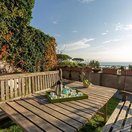 Kamyhouse Una Tranquilla Struttura Nel Verde Villa Neapel Exteriör bild