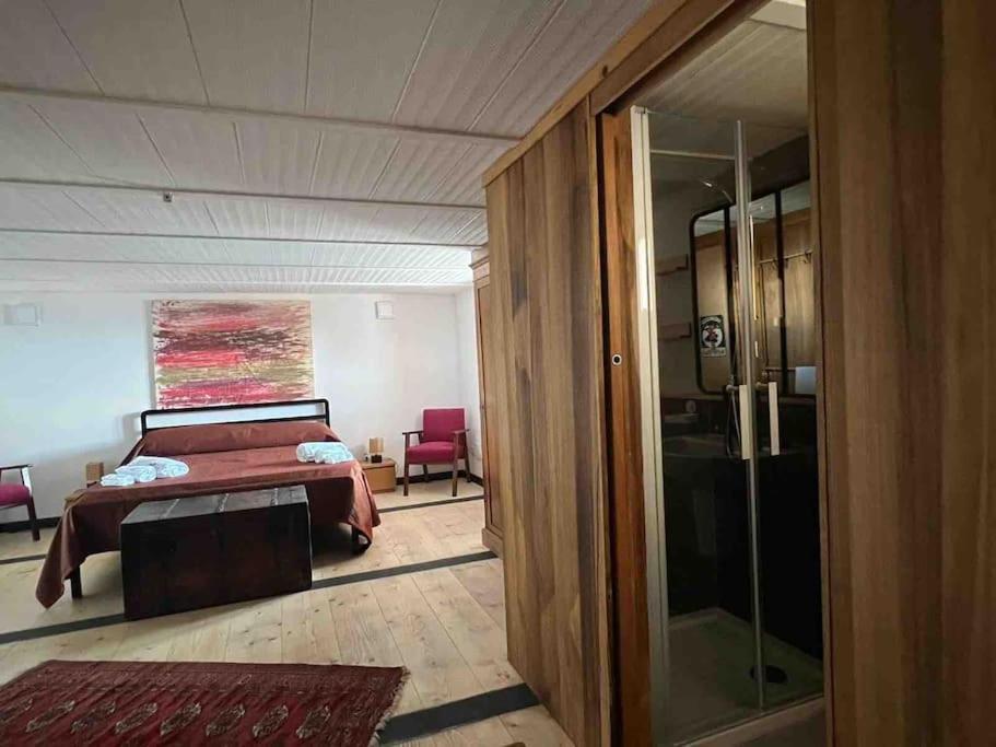Kamyhouse Una Tranquilla Struttura Nel Verde Villa Neapel Exteriör bild