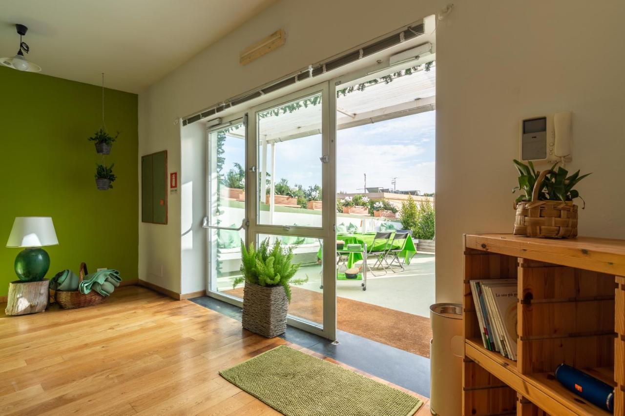 Kamyhouse Una Tranquilla Struttura Nel Verde Villa Neapel Exteriör bild