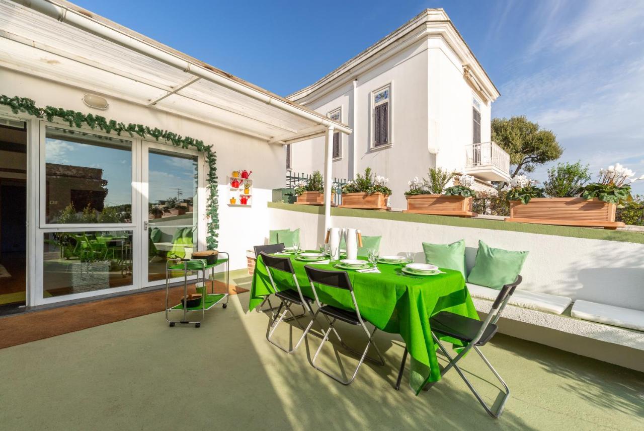 Kamyhouse Una Tranquilla Struttura Nel Verde Villa Neapel Exteriör bild