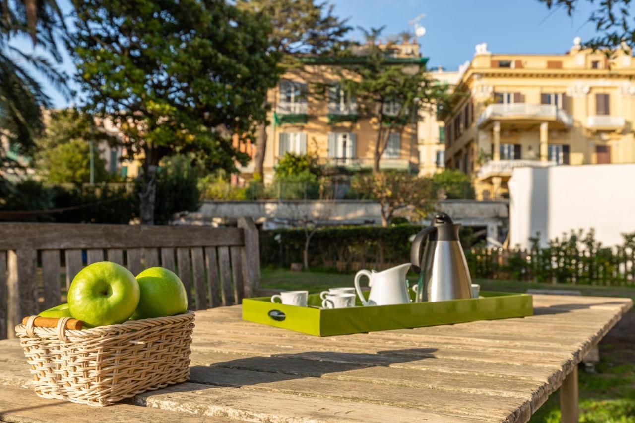 Kamyhouse Una Tranquilla Struttura Nel Verde Villa Neapel Exteriör bild